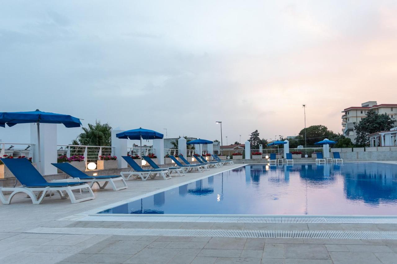 Club Azzurro Hotel & Resort Porto Cesareo Zewnętrze zdjęcie