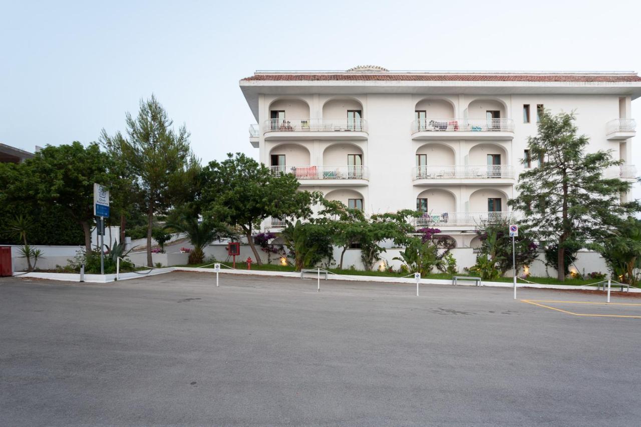 Club Azzurro Hotel & Resort Porto Cesareo Zewnętrze zdjęcie
