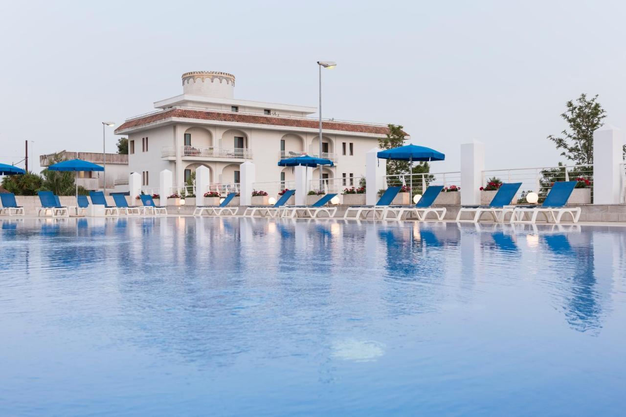 Club Azzurro Hotel & Resort Porto Cesareo Zewnętrze zdjęcie